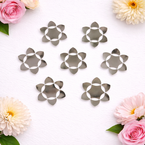 Fancy Flower shape silver mirror (1438)