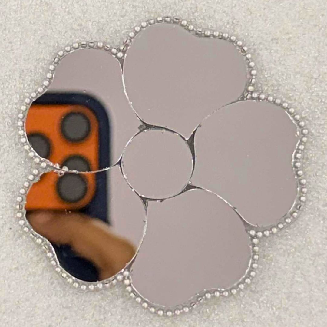 Flower Shape Mirror Wall Decor – Ready Made Decorative Mirror Piece ST-43