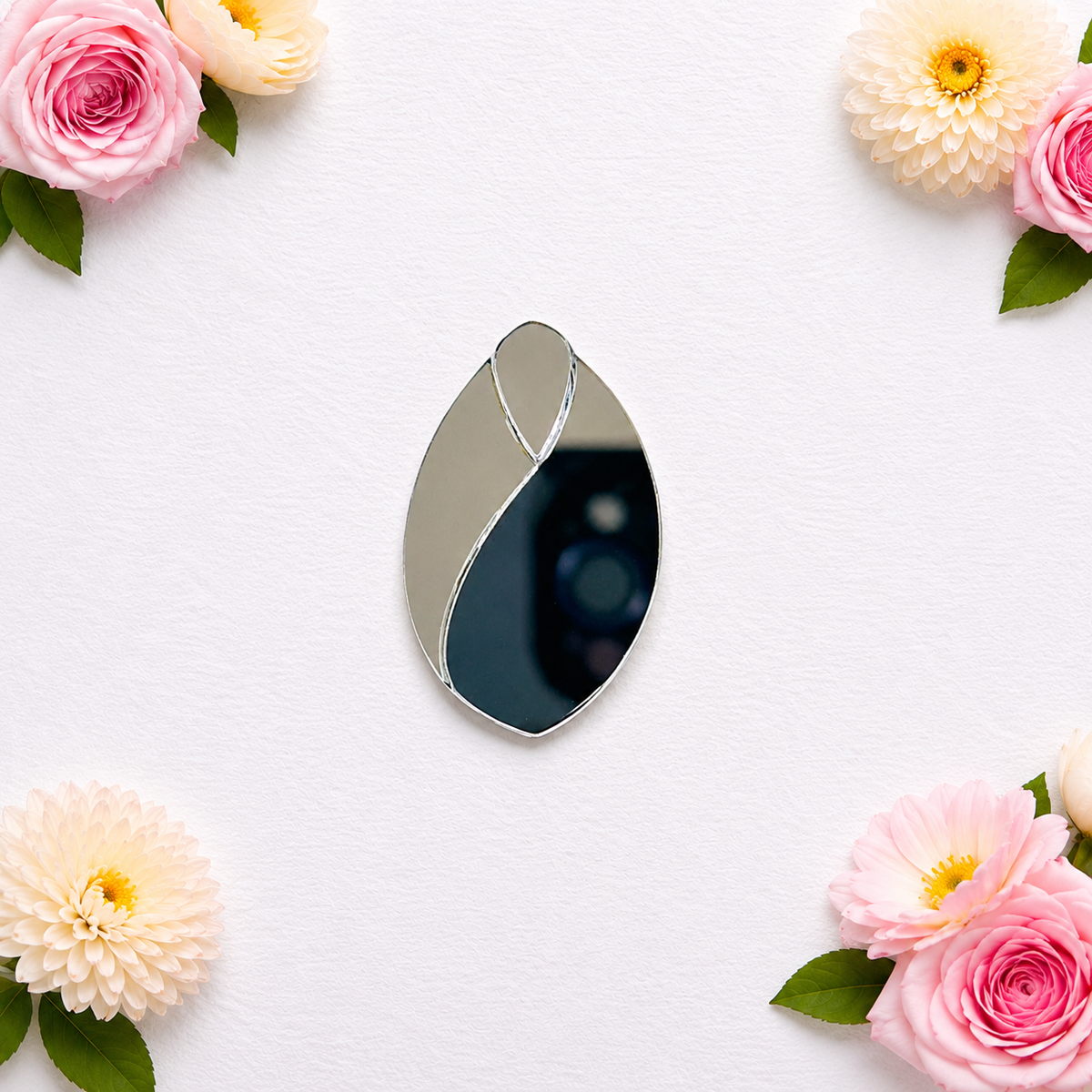 Fancy Rose shape silver mirror (1418)