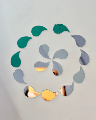 Fancy shape mirror-D