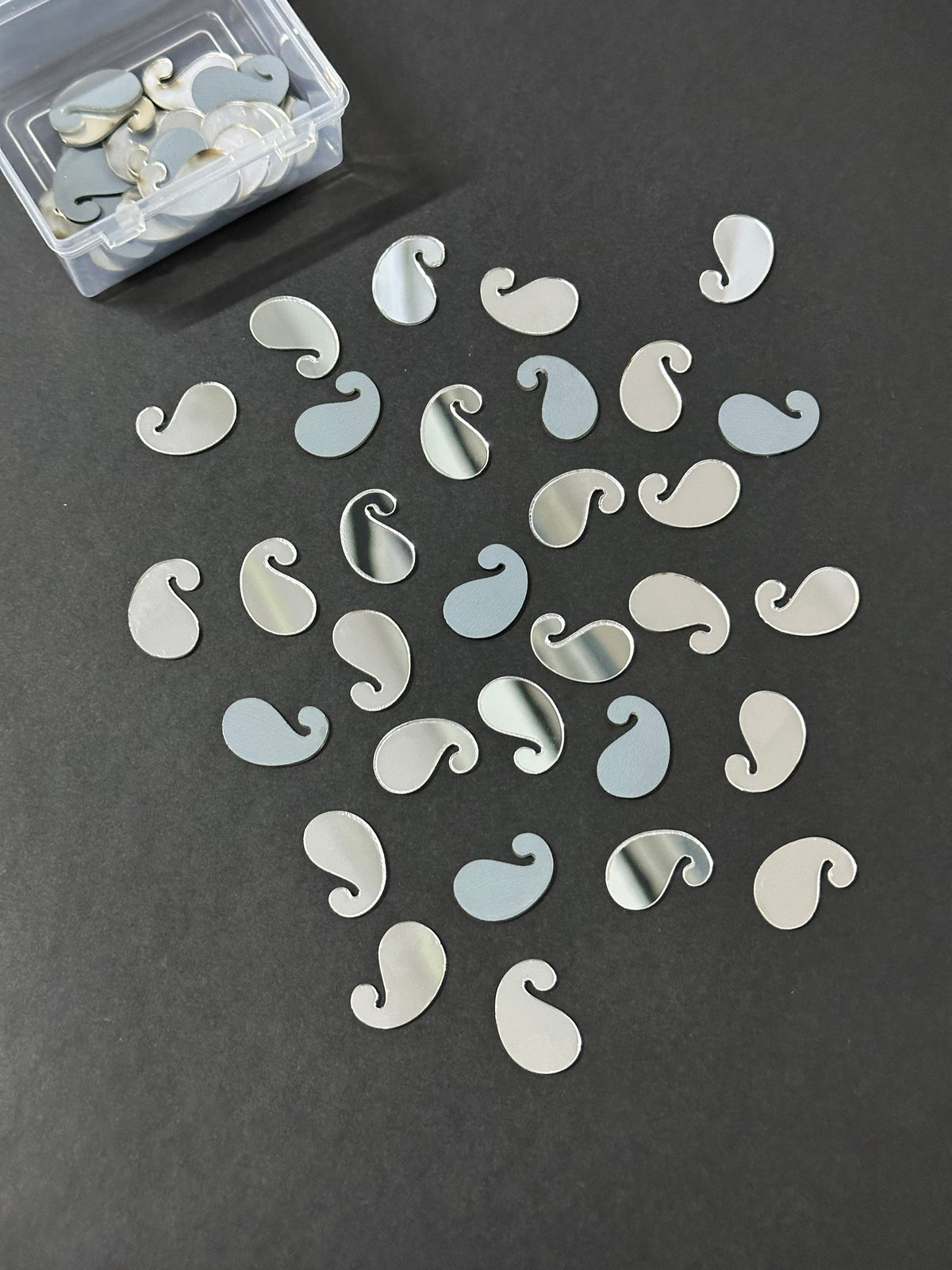 Acrylic mango mirror A-129