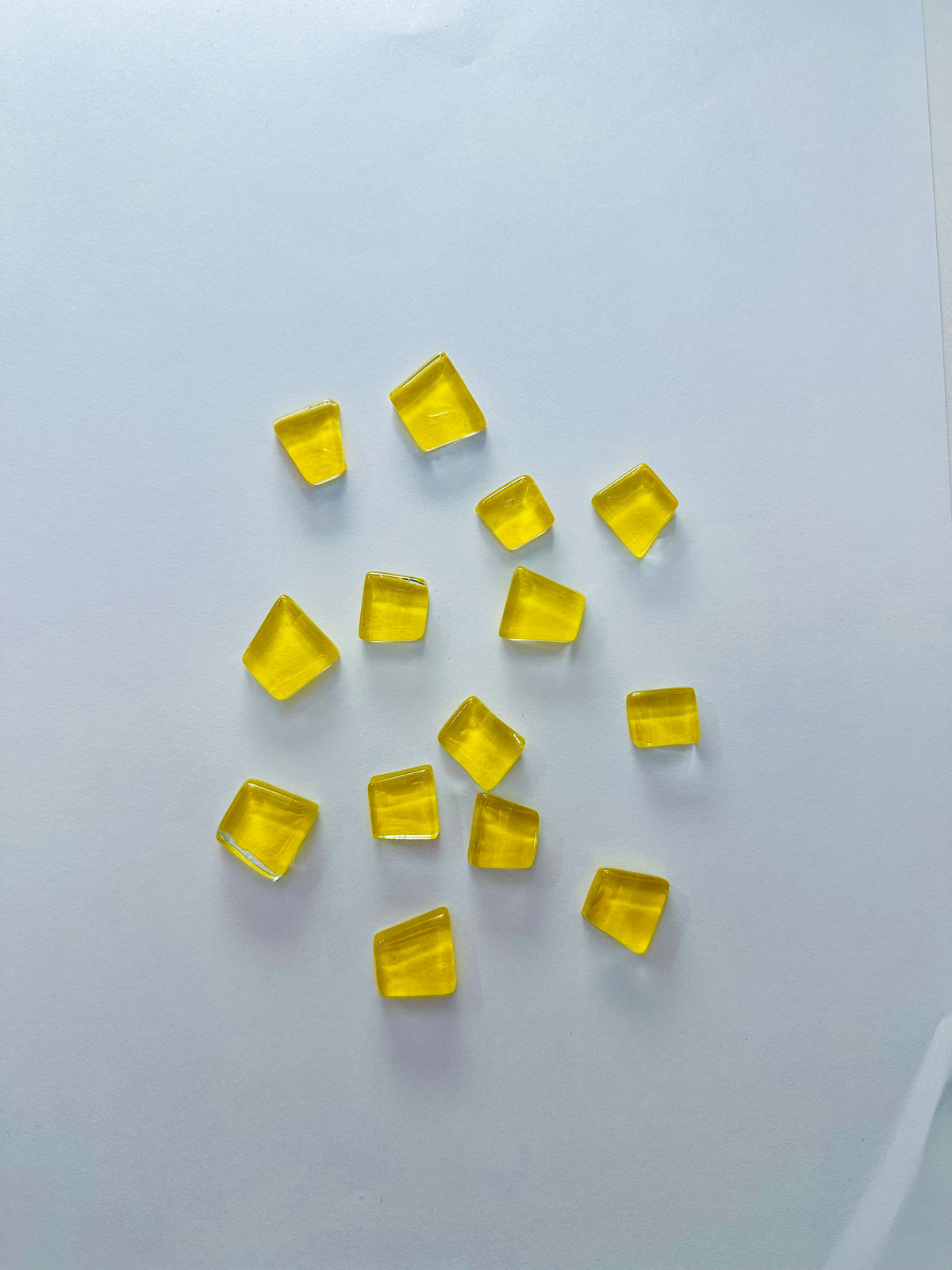 Irregular Shape Yellow Colour Mosaic Tiles-580
