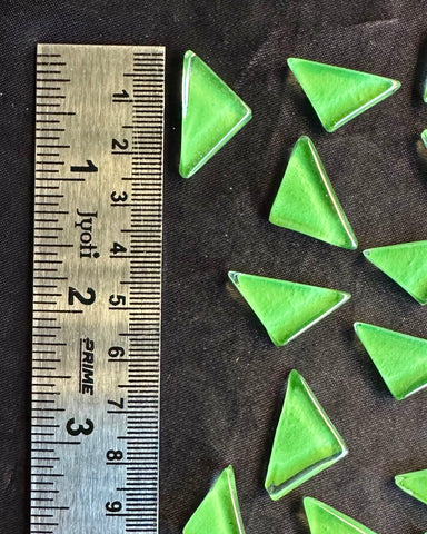 Trangle Shape Green Colour Mosaic Tiles-585