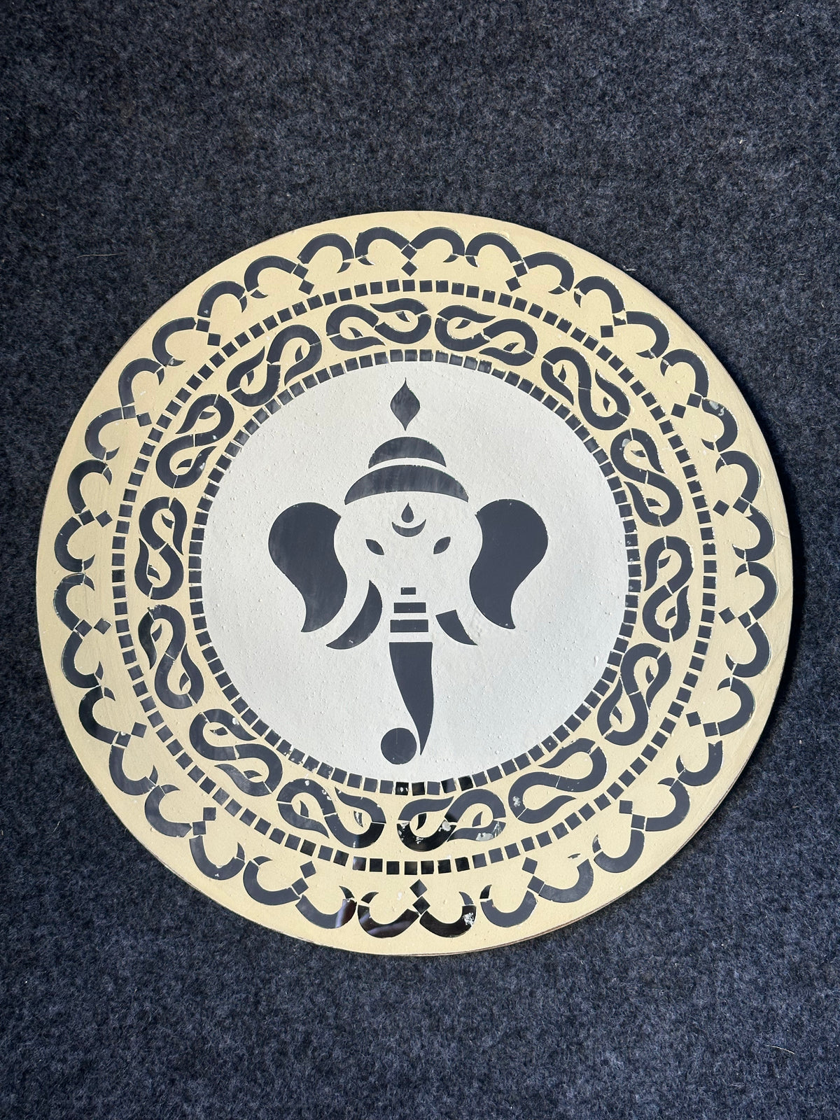 Decorative Premarked round mdf (with mirrors)   - 496