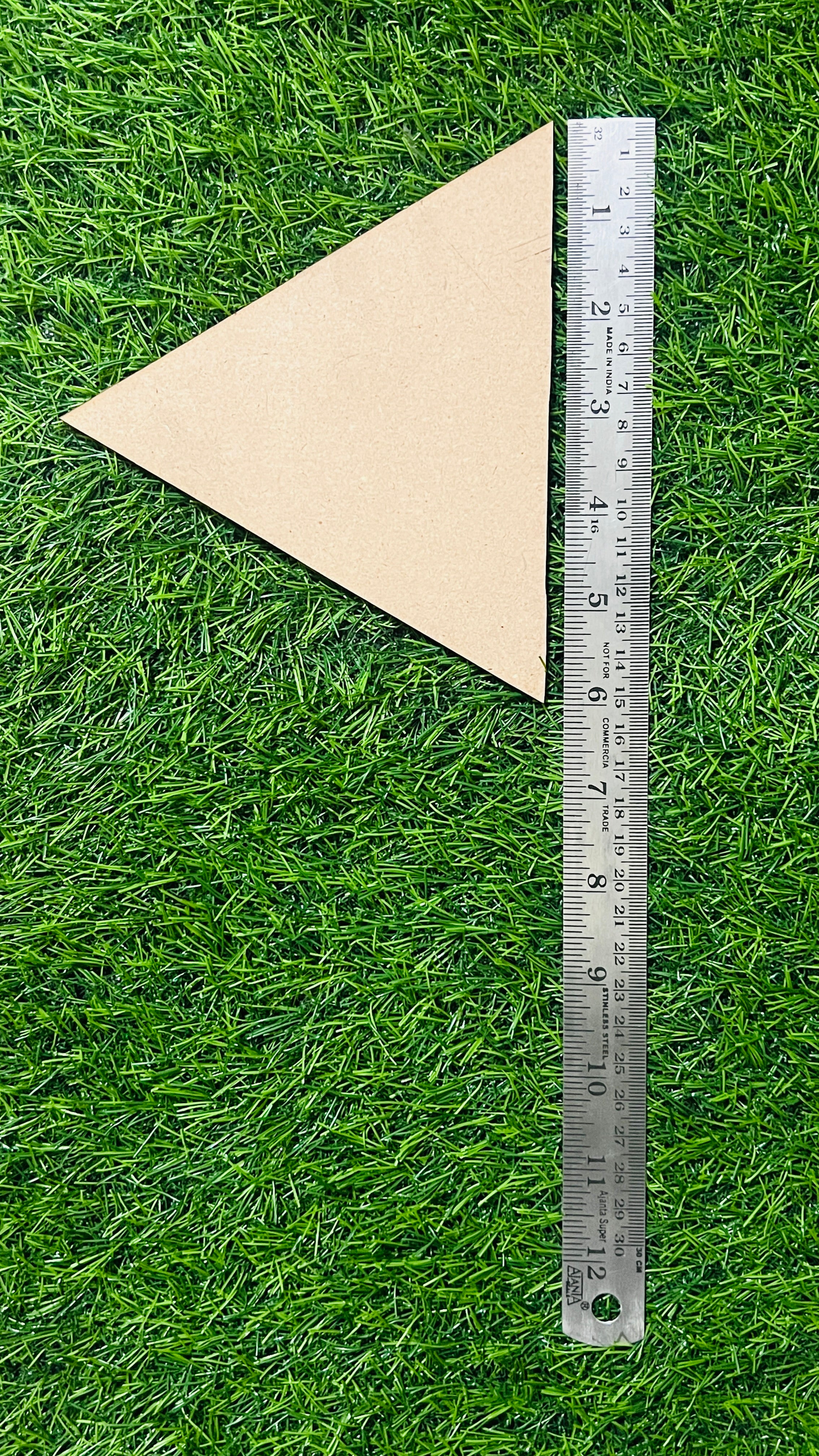 Mdf plain triangle shape