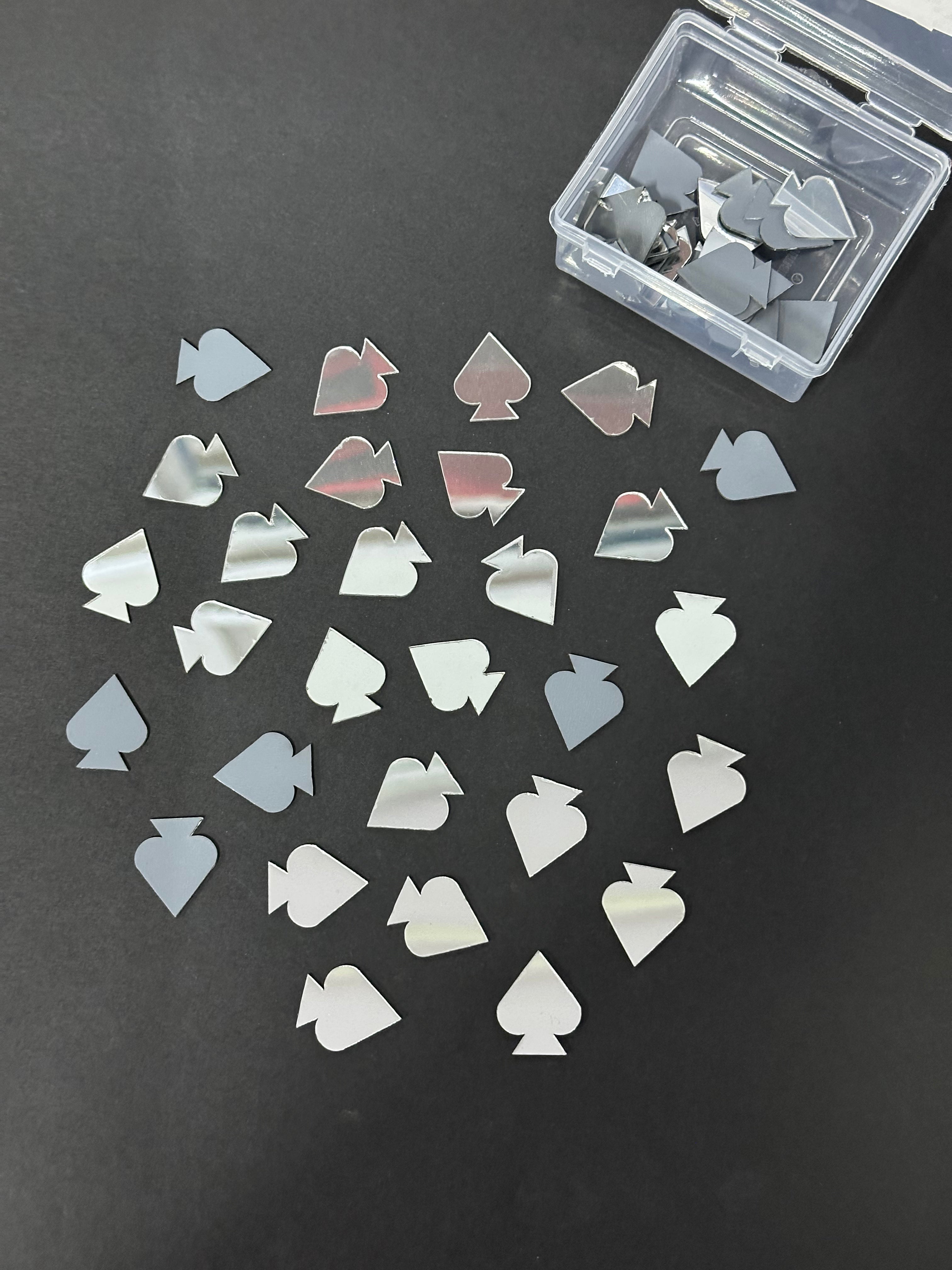 Acrylic leaf mirror A-128