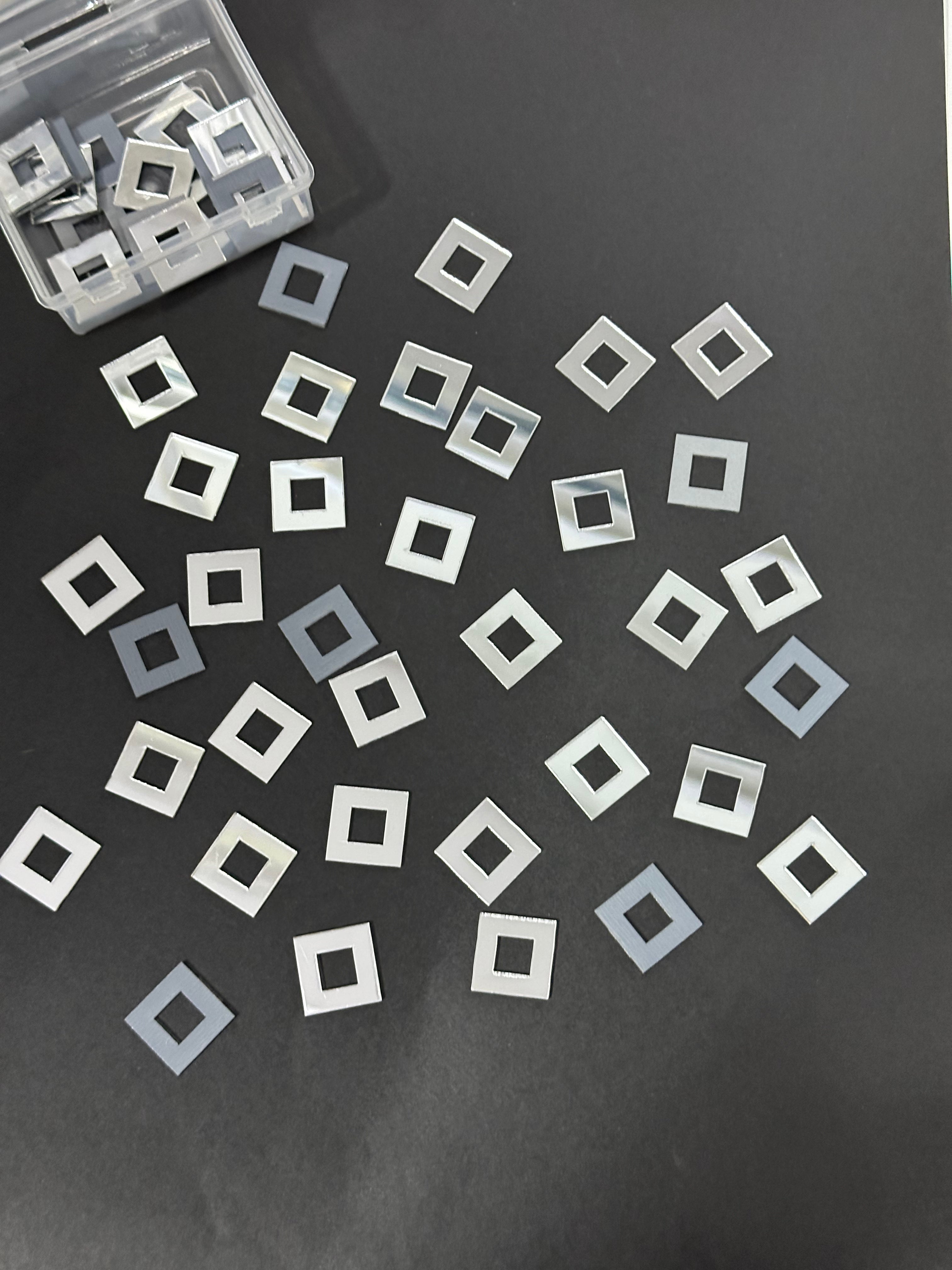 Normal Mirror Shape Acrylic normal shape mirrors – Mirror Glass World Wide