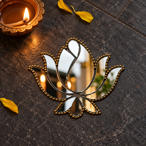 Ready-Made Silver Mirror Lotus Wall Décor Piece ST-65