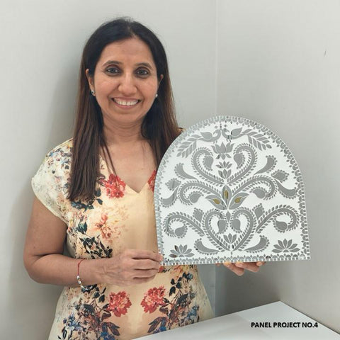 White mirror MDF arch panel with floral paisley design, handcrafted decorative mirror panel for wall décor, festive decoration, and Lippan art projects.