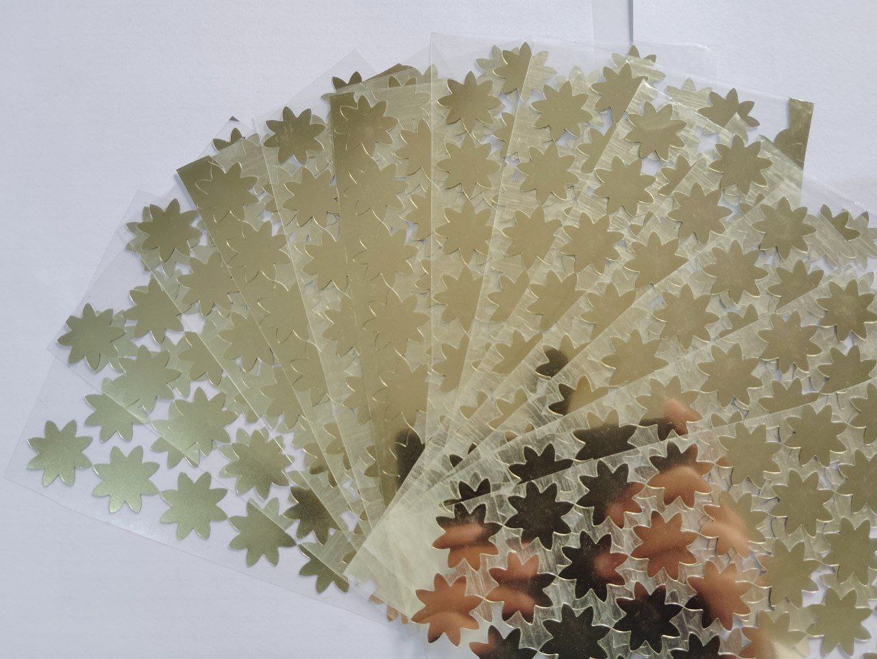 Plastic mirror sheet star shape