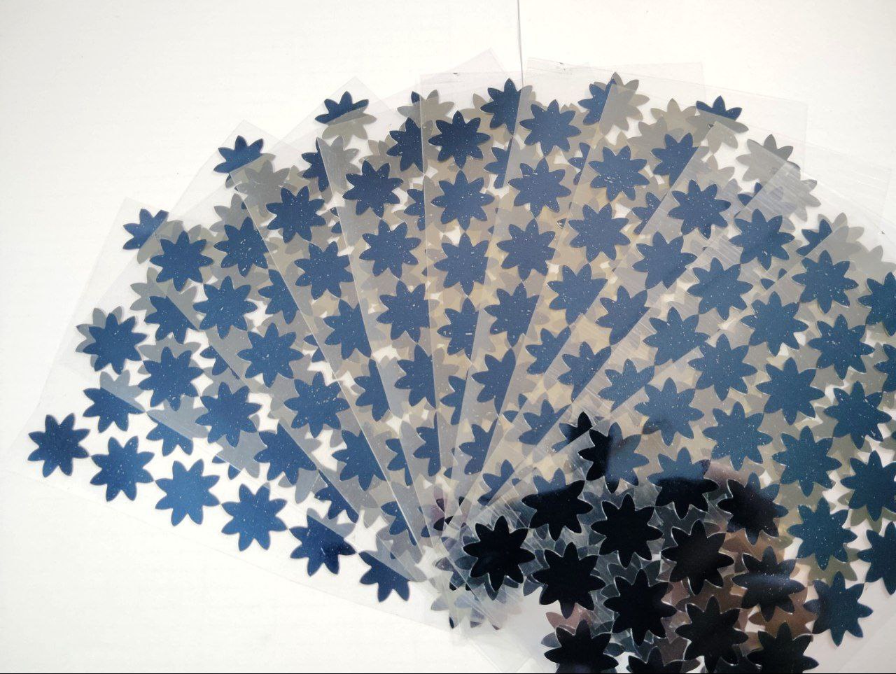 Plastic mirror sheet star shape